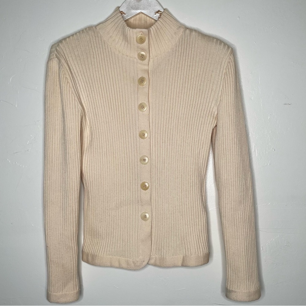 VINTAGE GIORGIO ARMANI CREAM
HIGH NECK RIBBED BUTTON UP CARDIGAN SZ 6